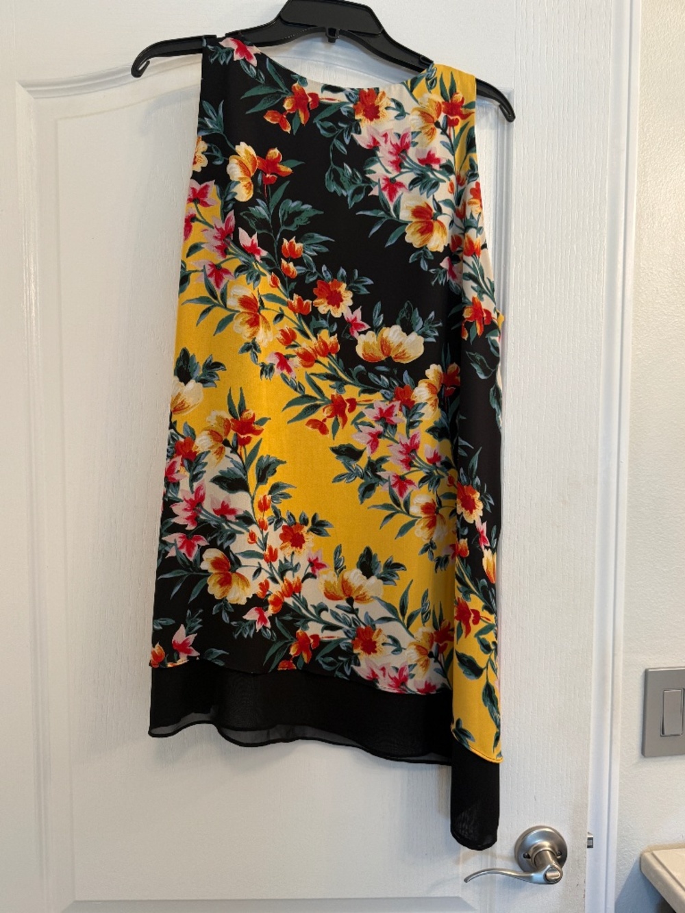 Zac n Rachel multi colored V neck top XL